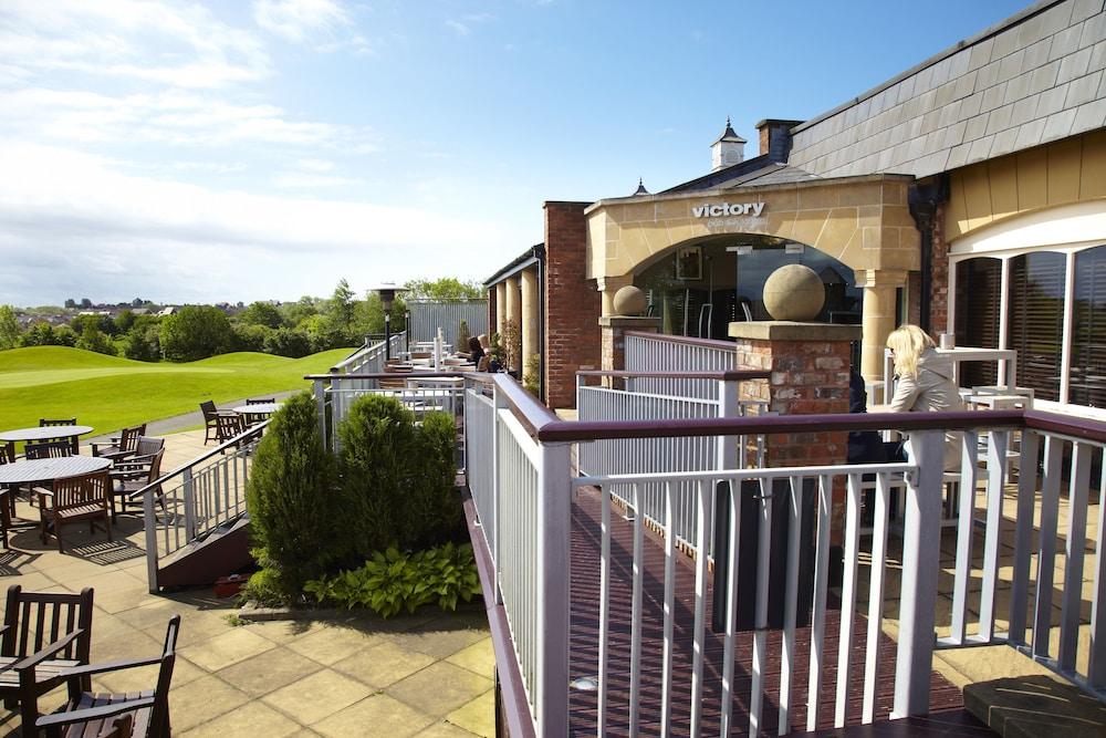 Village Urban Resort Blackpool — 1