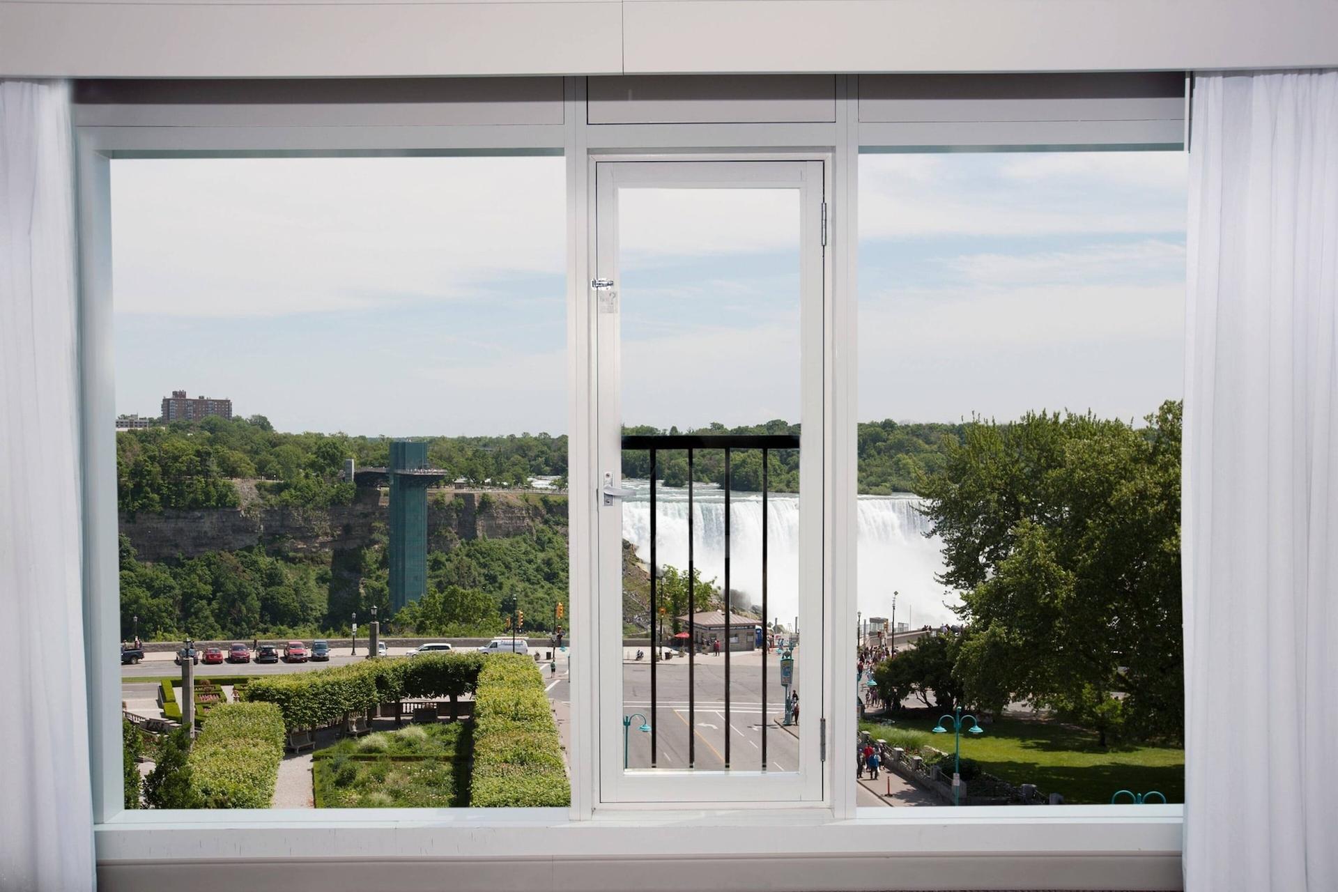 Sheraton Fallsview Hotel — 3
