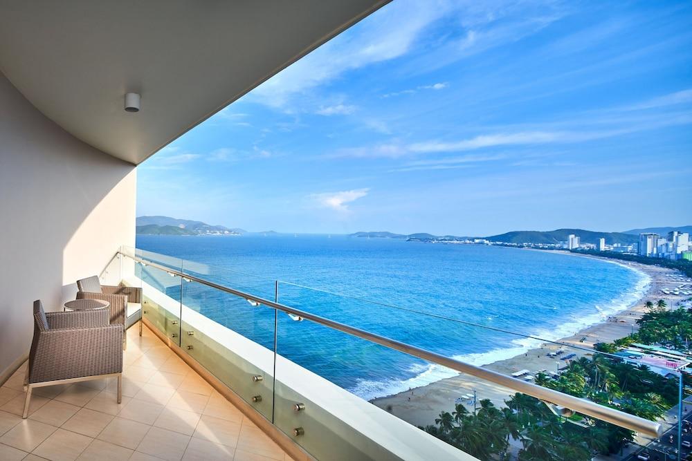SHERATON NHA TRANG HOTEL & SPA — 1
