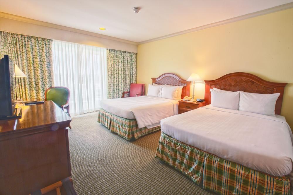 Pacific Star Resort and Spa 1086968 — 10