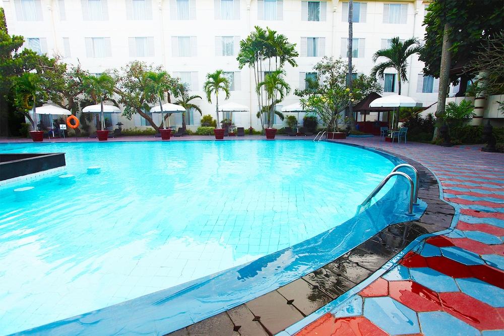 NEW SAPHIR HOTEL YOGYAKARTA 14484 — 1