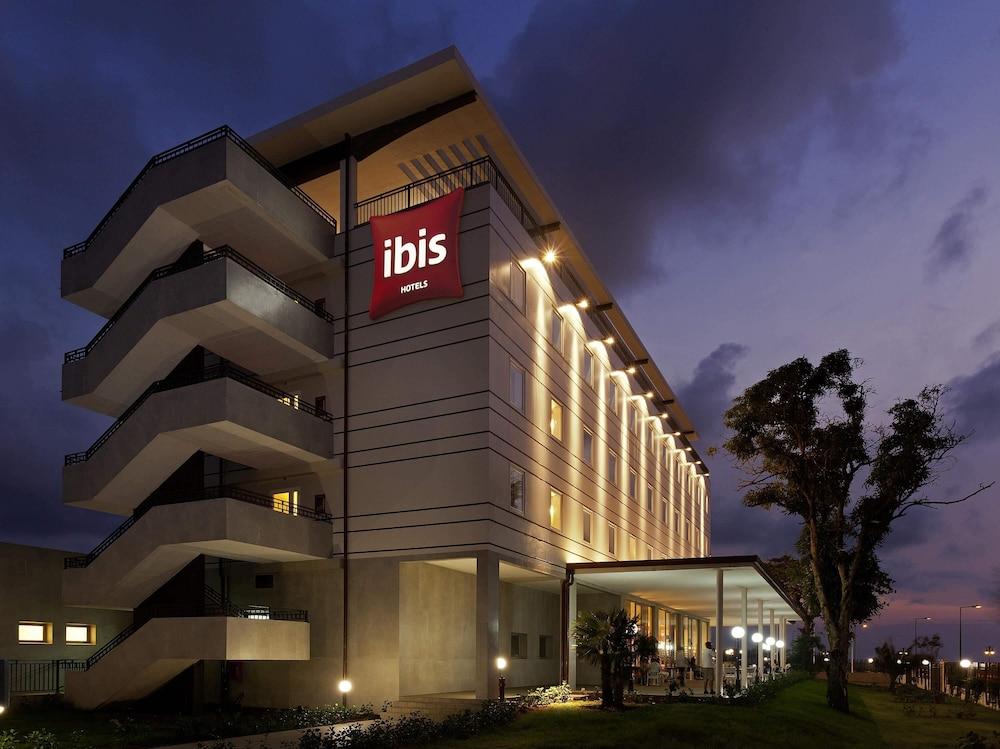 Ibis Bata — 1