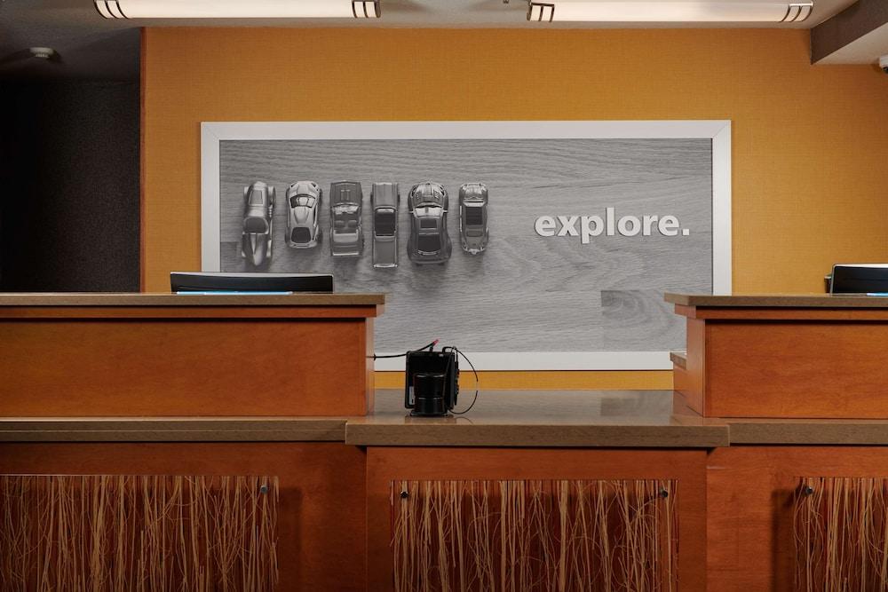 Hampton Inn Alamogordo — 4