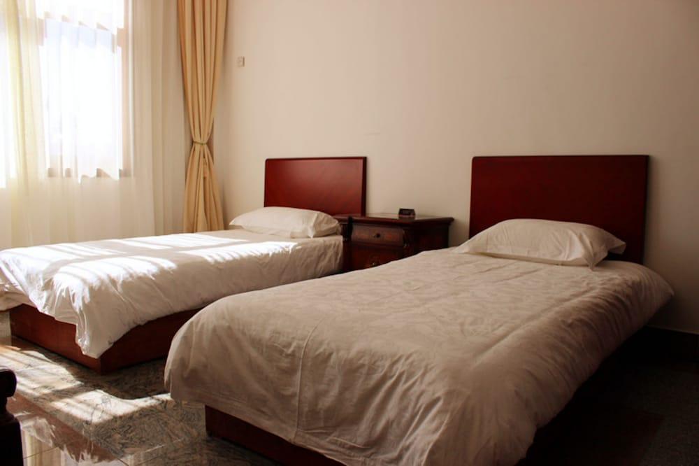 Madagascar Golden Peacock Hotel — 7