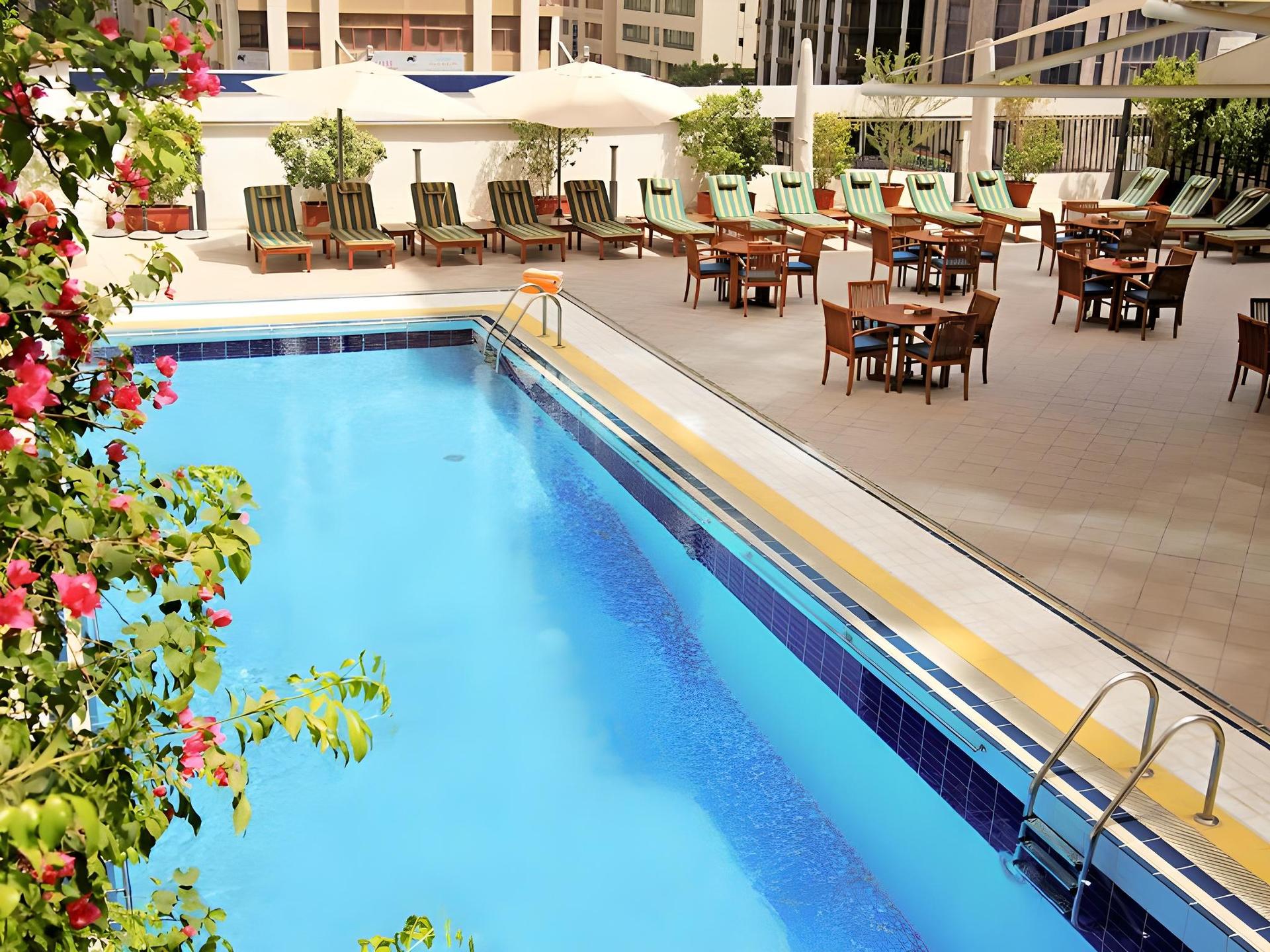 Novel Hotel City Center — 1