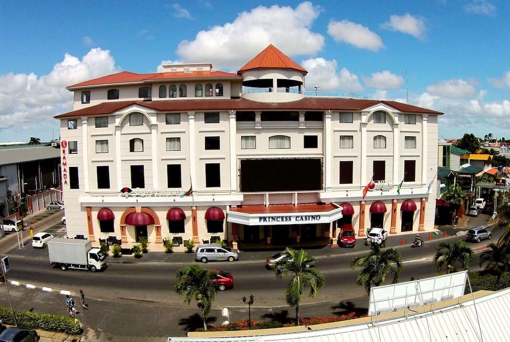 Ramada By Wyndham Princess Paramaribo — 3