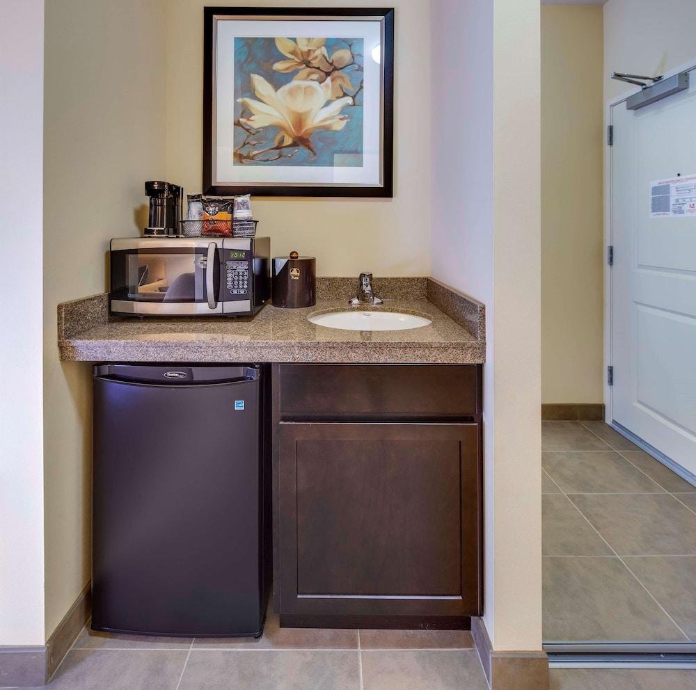Best Western Plus Arlington/Marysville — 3