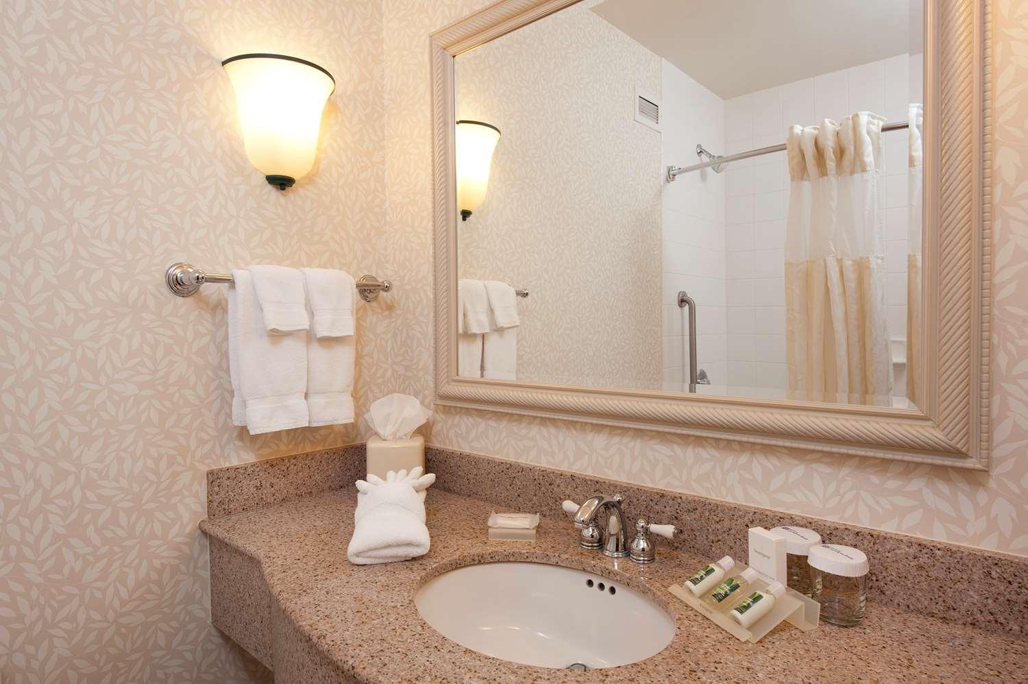 Hilton Garden Inn Grand Forks - UND — 4