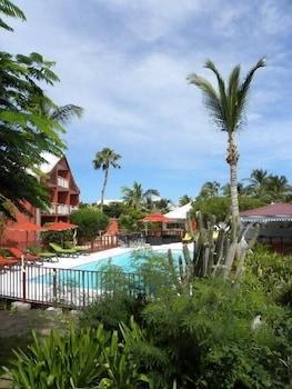 Palm Court at Orient Beach 896435 — 1