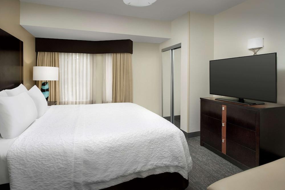 Hampton Inn & Suites Alpharetta Ga — 9