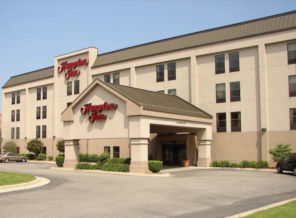 Hampton Inn East Lansing — 2