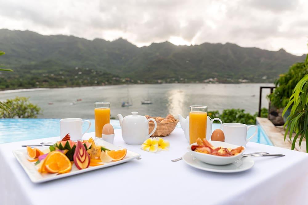 NUKU HIVA KEIKAHANUI PEARL LODGE 95819 — 10