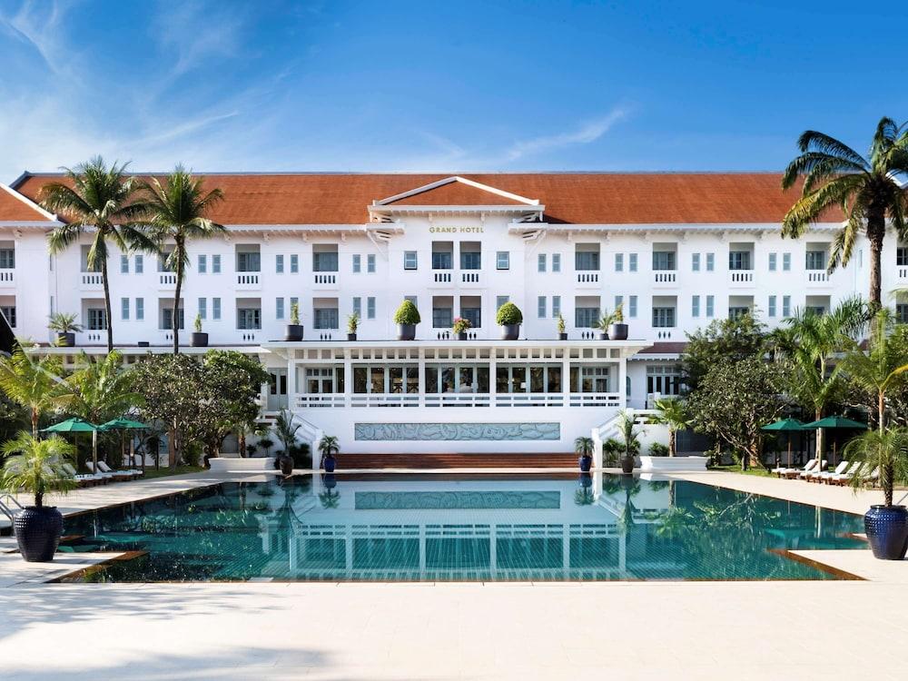 Raffles Grand Hotel D Angkor Hotel — 1