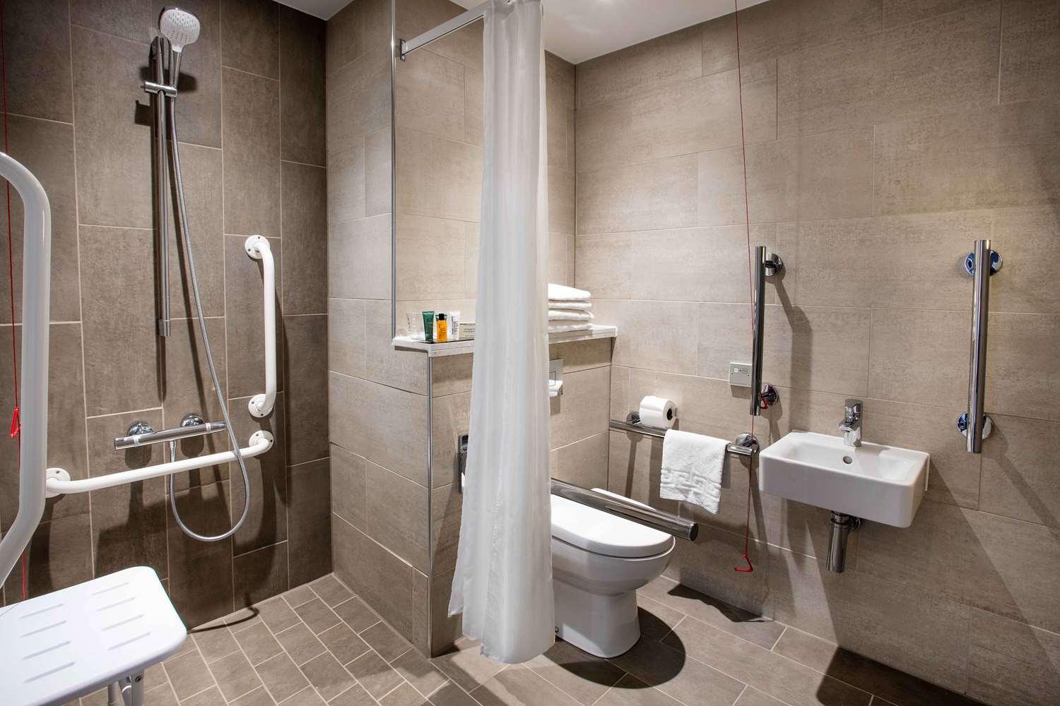 Hilton Edinburgh Carlton — 4