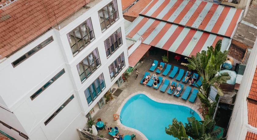 Sunflower Hotel — 1