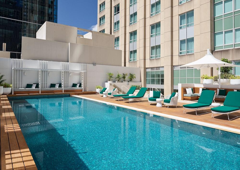 Swissotel Sydney — 5