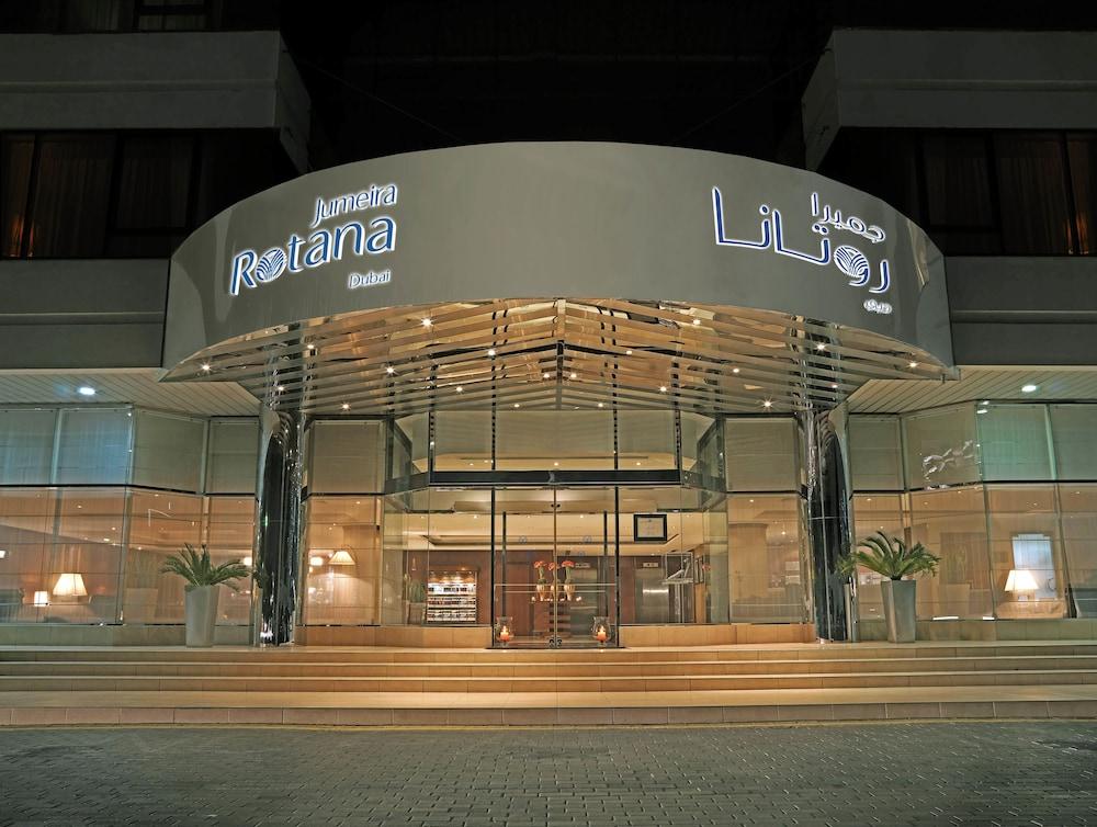 Jumeira Rotana Hotel — 8
