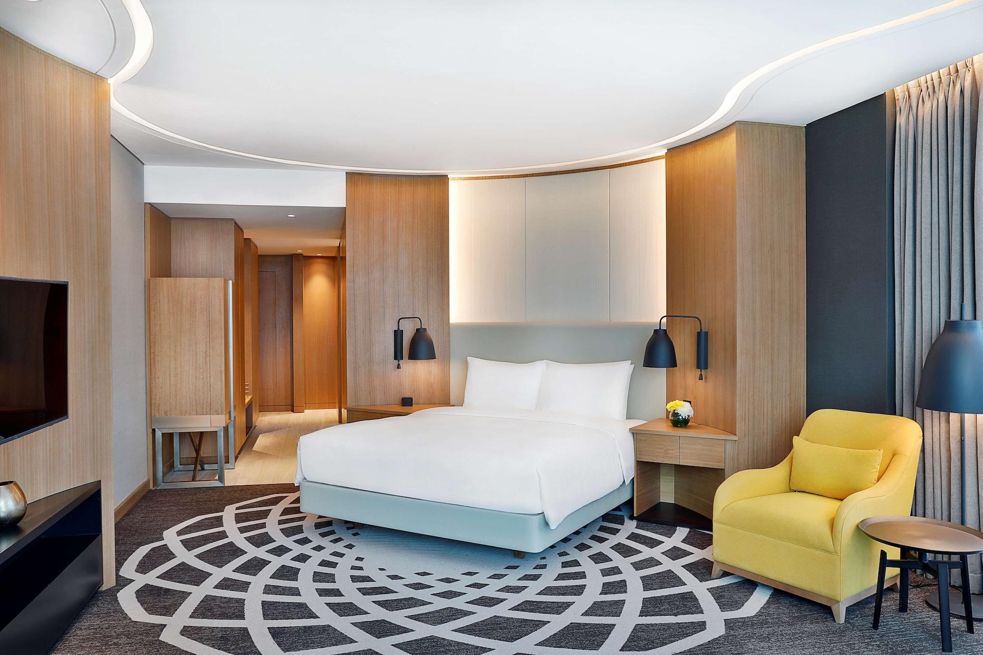 Doubletree by Hilton Dubai Business Bay — 10
