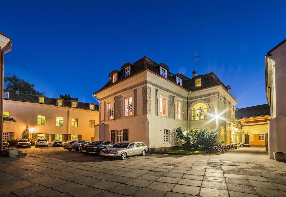 SHAKESPEARE BOUTIQUE HOTEL VILNIUS 1058918 — 1