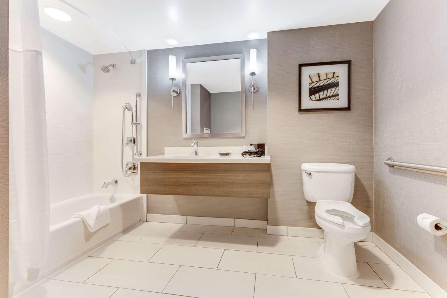 Sonesta Anaheim Resort Area — 1