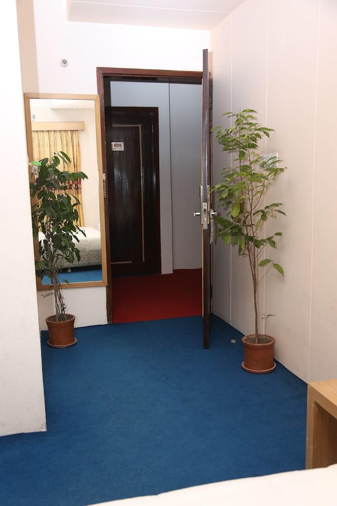 HOTEL MILINA — 2