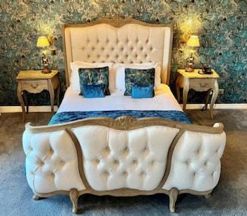 Waterton Park Hotel — 1