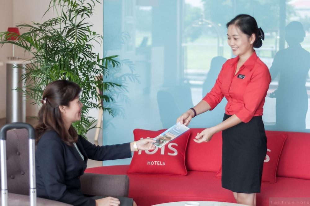 Ibis Saigon South — 9