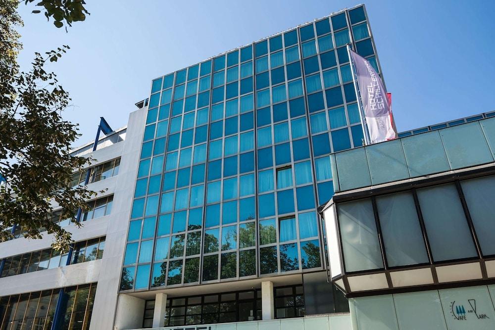 Hotel Schillerpark Linz, a member of Radisson Individuals — 3