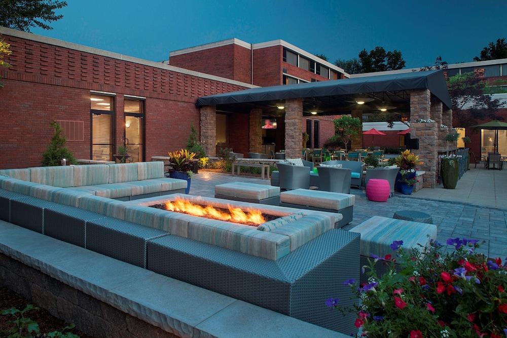 DoubleTree by Hilton Akron Fairlawn — 1