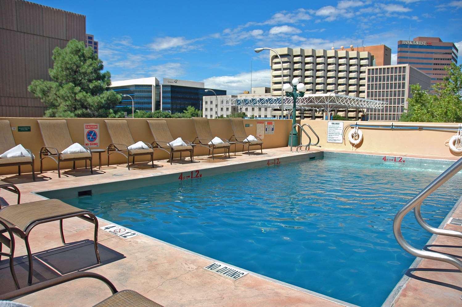 DoubleTree by Hilton Hotel Albuquerque — 9