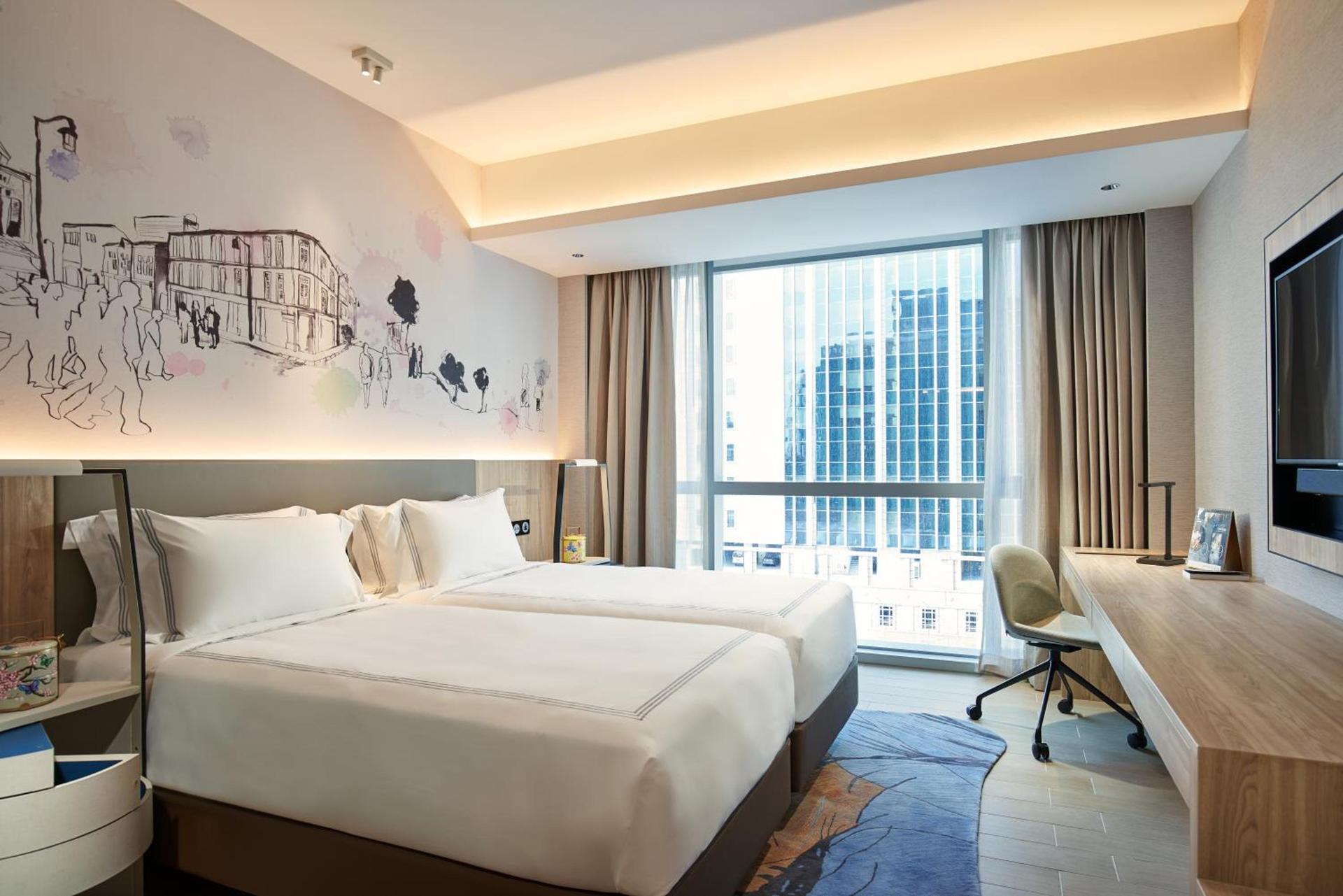 Saffron Boutique Hotel — 10