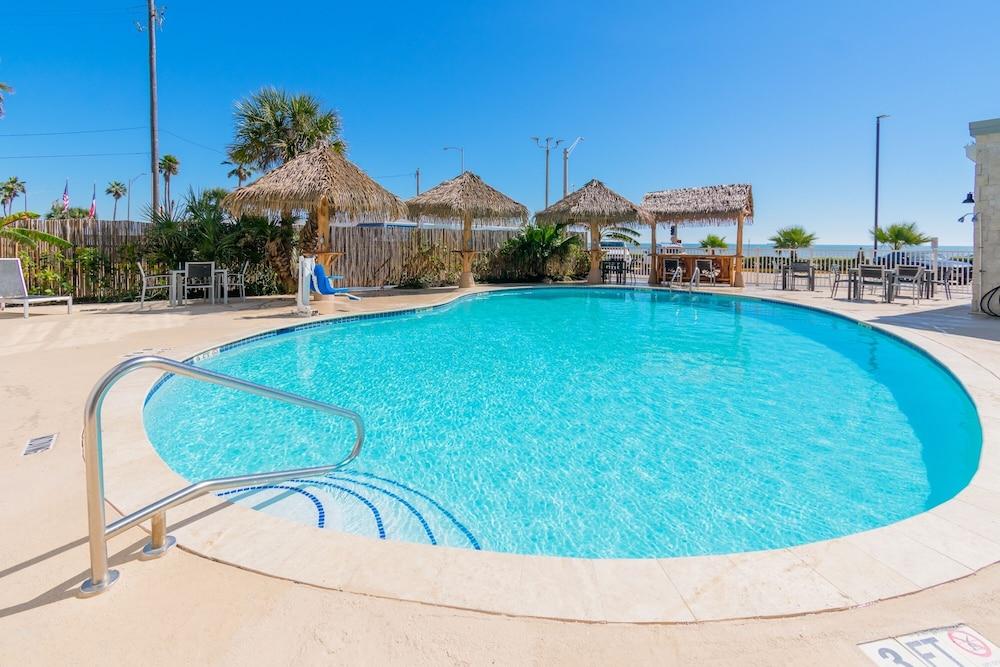 Clarion Pointe Galveston Seawall — 1