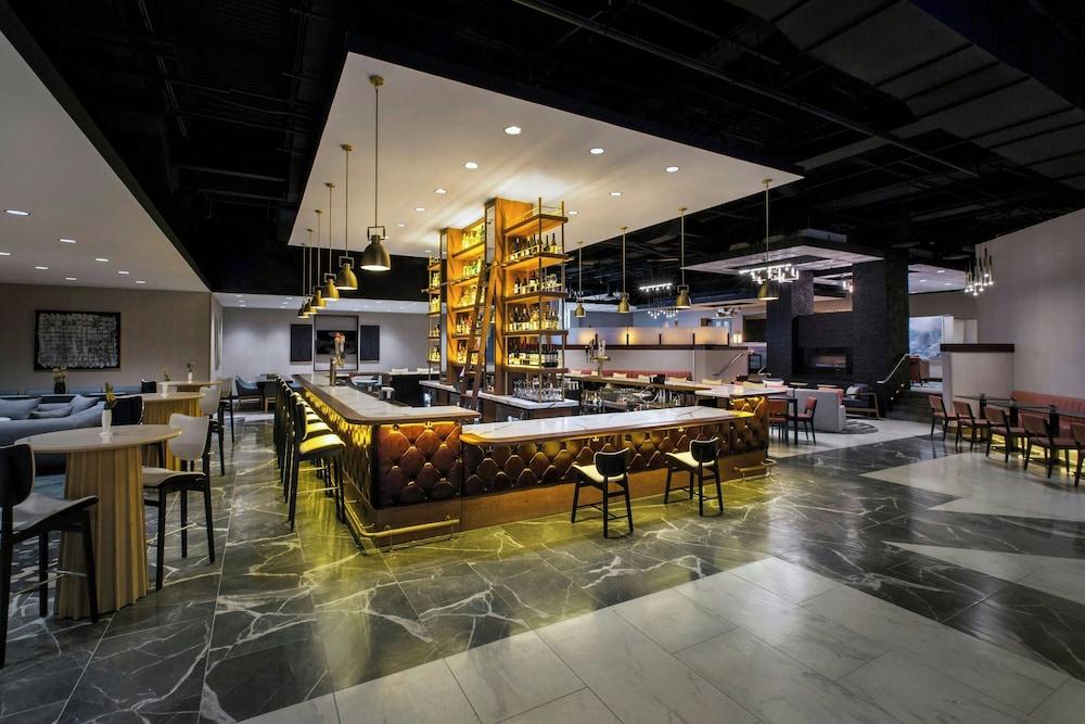 Buffalo Marriott Niagara — 8