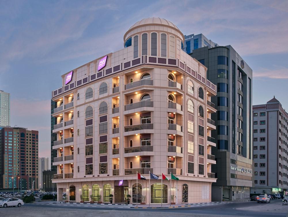TIME Express Hotel Al Khan — 1