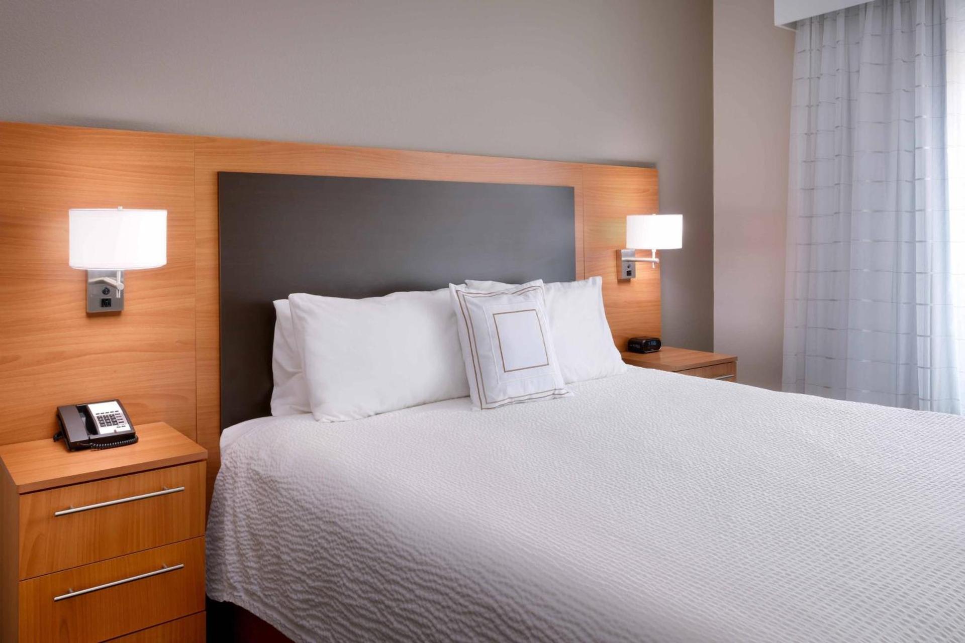 TownePlace Suites Elko — 7