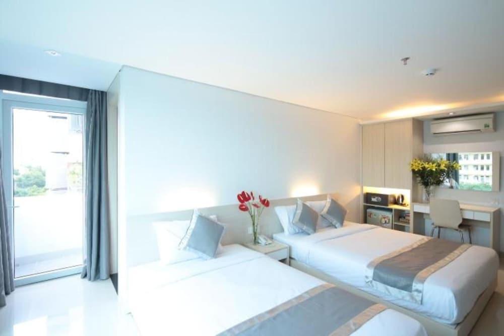 Tristar Hotel — 6