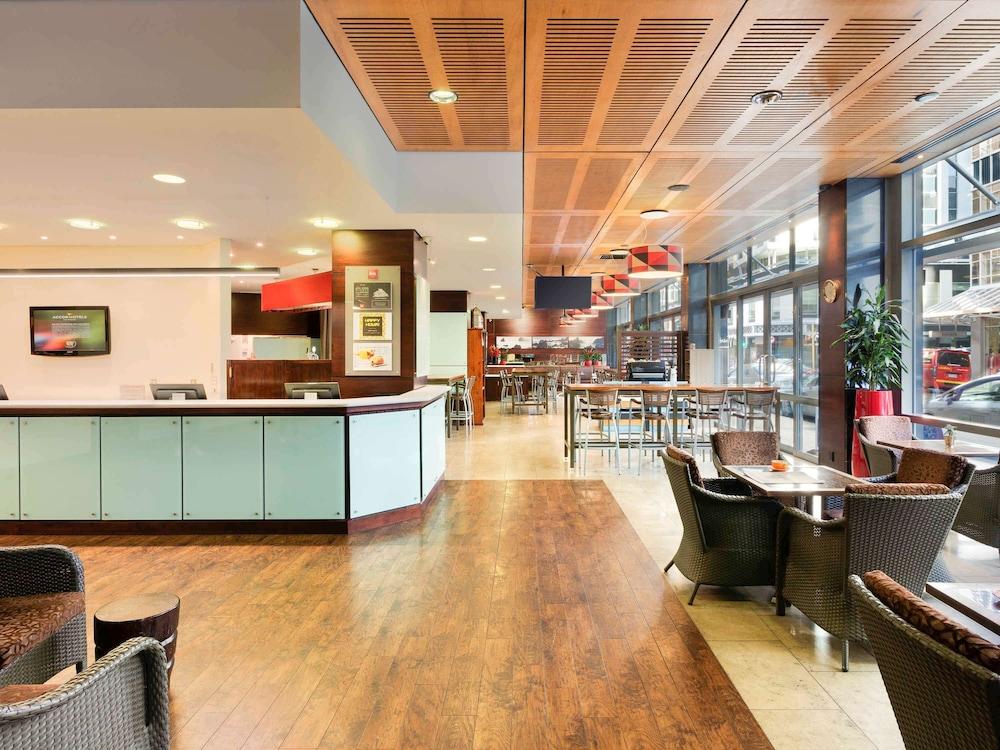 IBIS WELLINGTON — 5