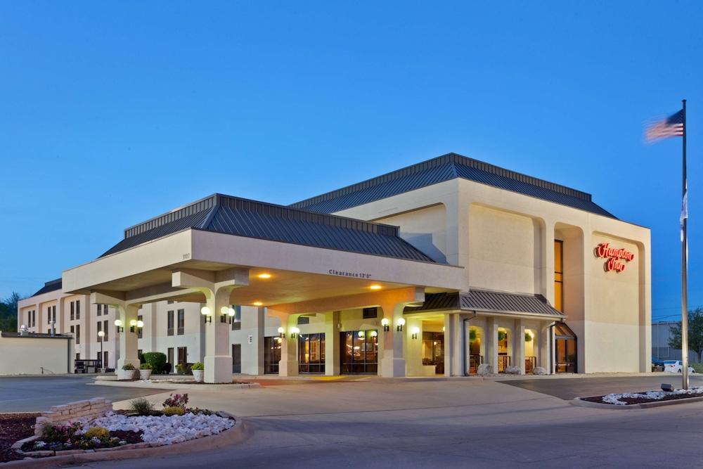 Hotel Joplin, MO — 1