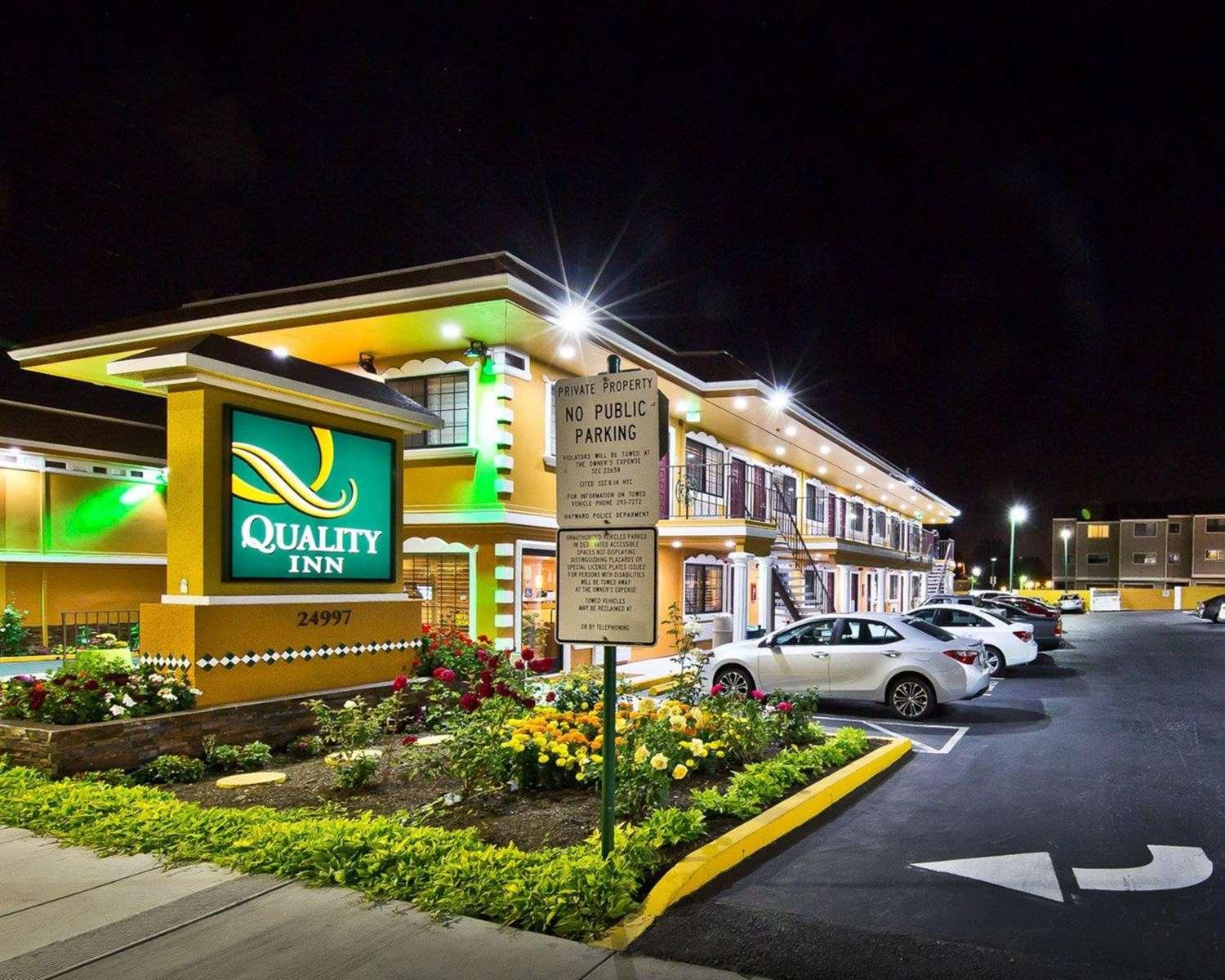 Bay Area Inn & Suites — 1