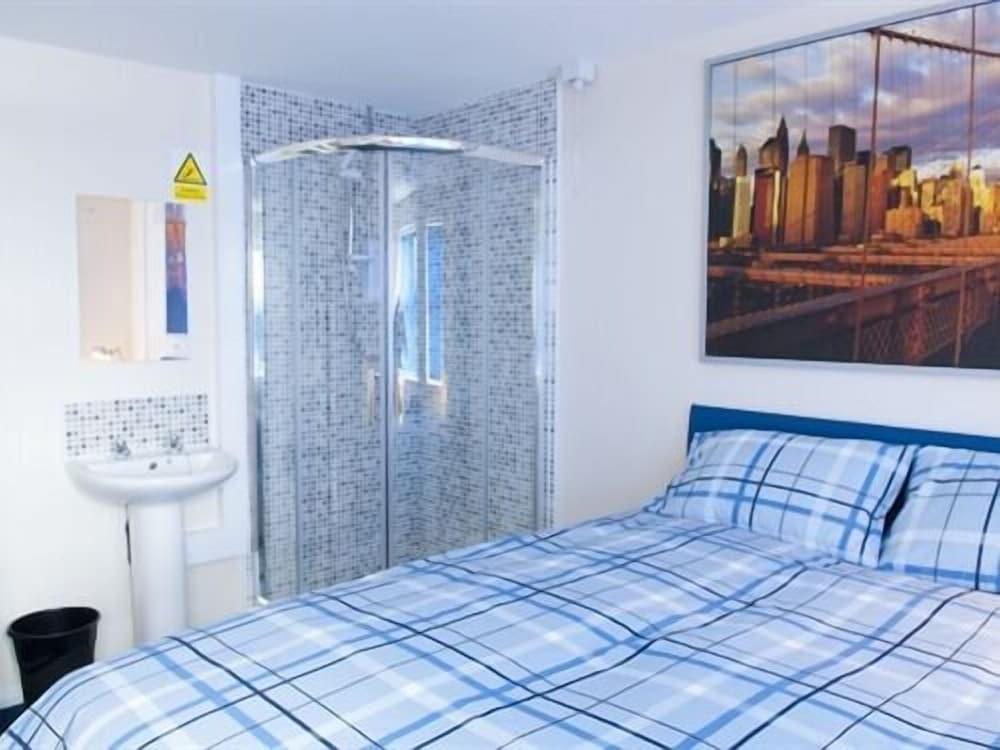 Liverpool Gateway B&amp;B — 2