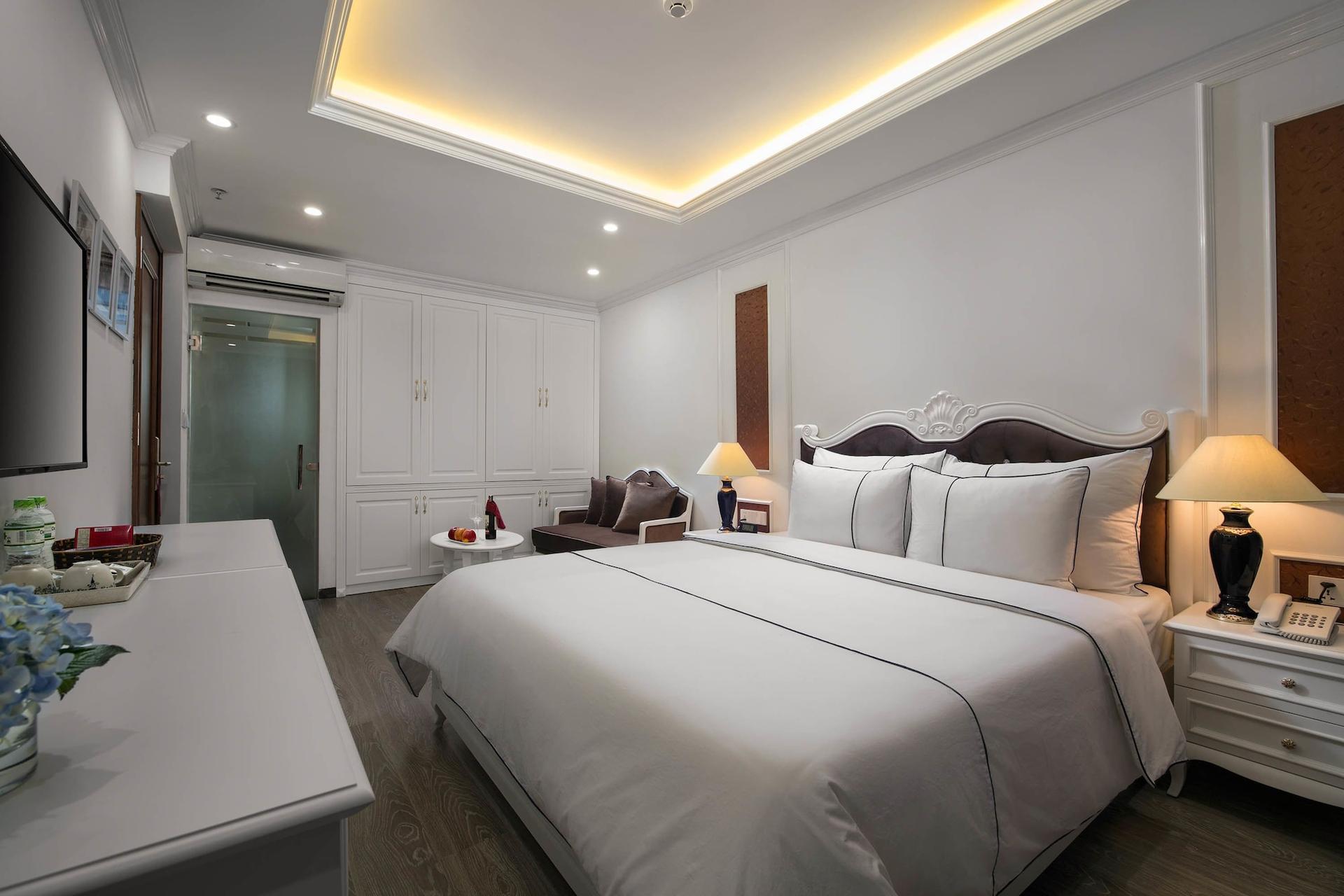 Hanoi Bonsella Hotel — 10