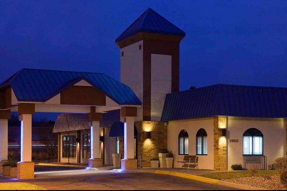 Blue Way Inn Eagan Extended Stay — 6