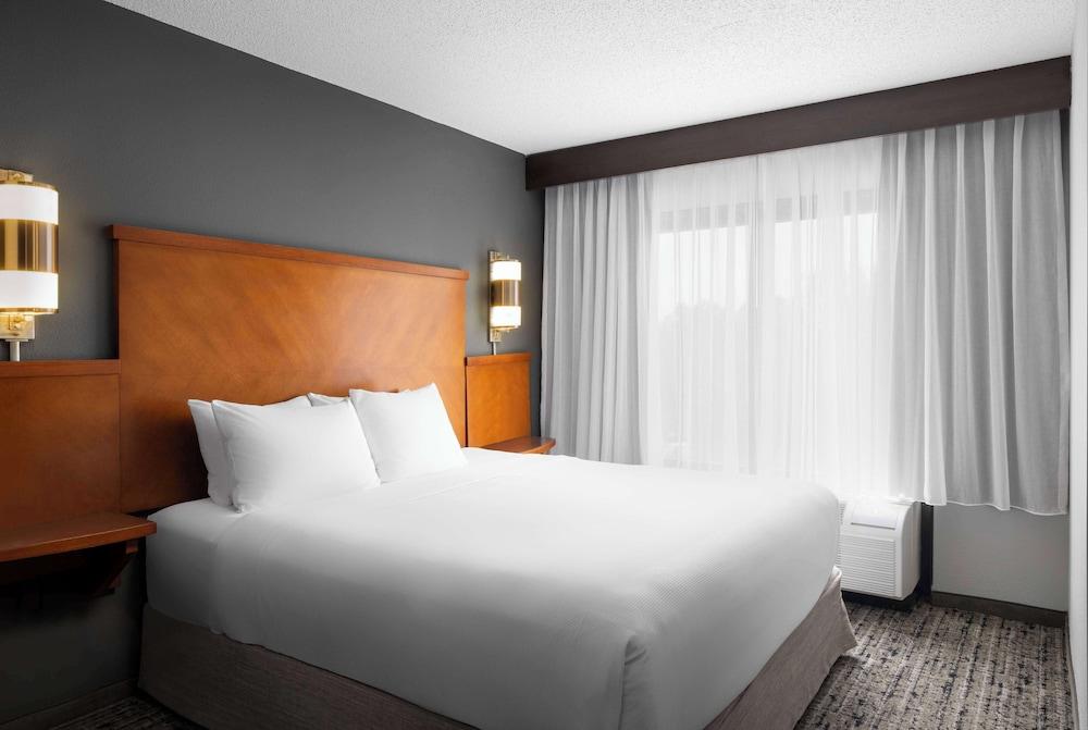 Hyatt Place El Paso Airport — 7