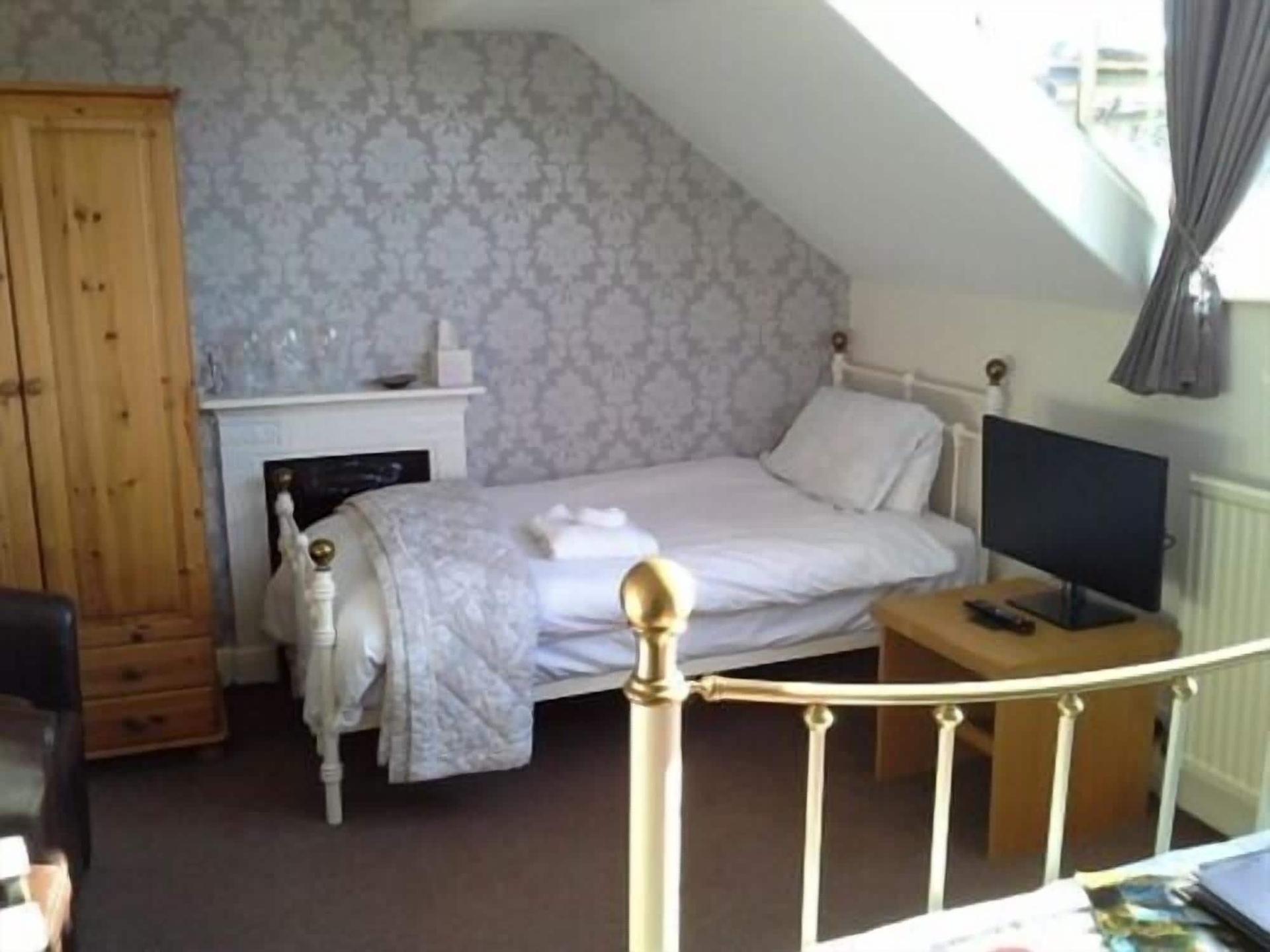 Ellerbrook House — 5