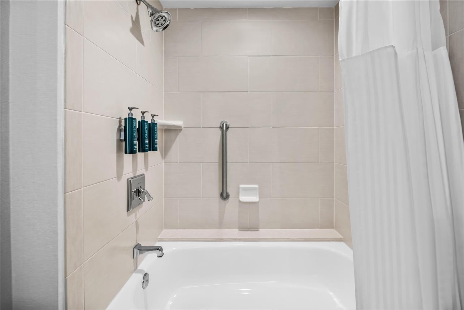 Doubletree Guest Suites Raleigh - Durham — 4