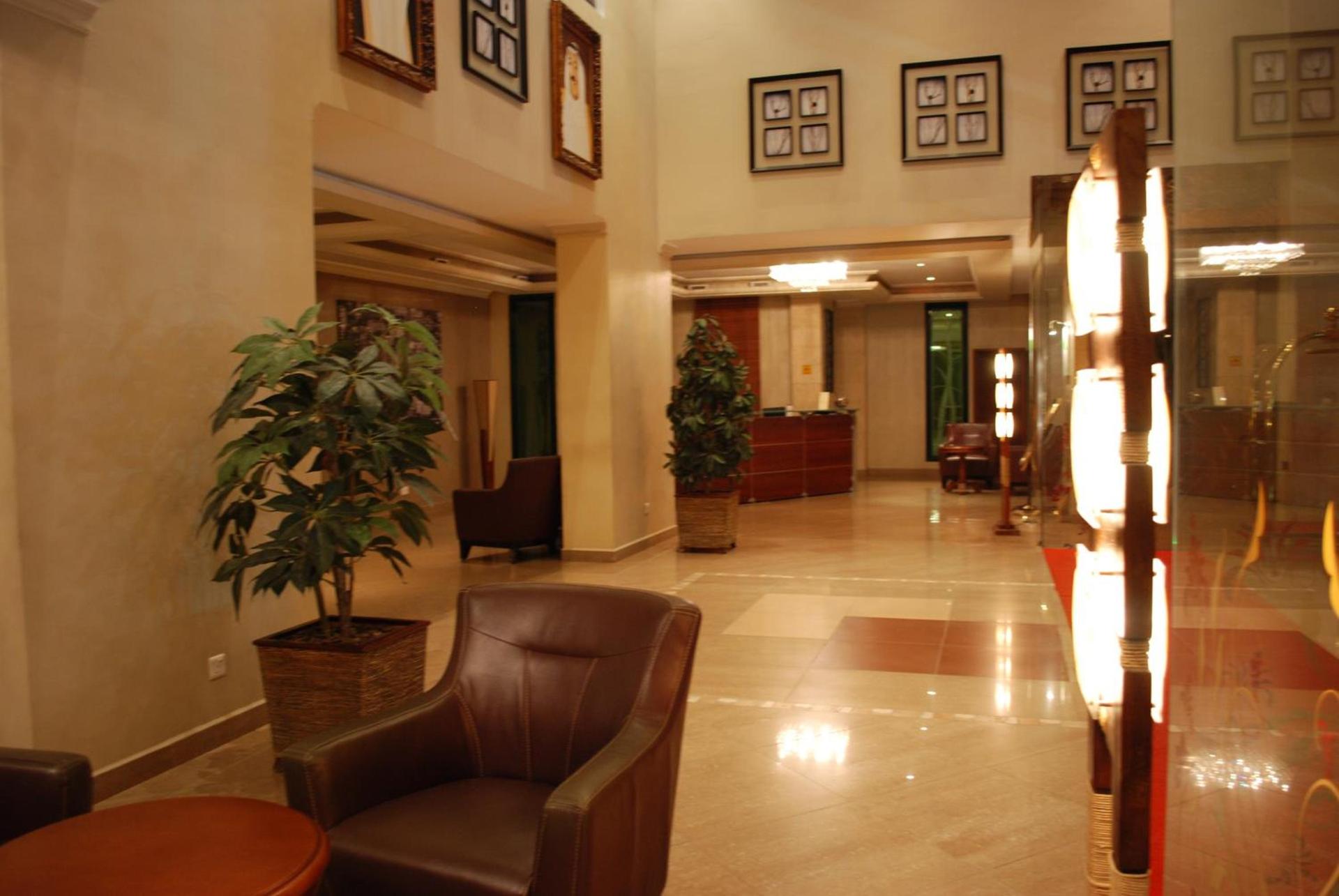 Times Square Suite — 8
