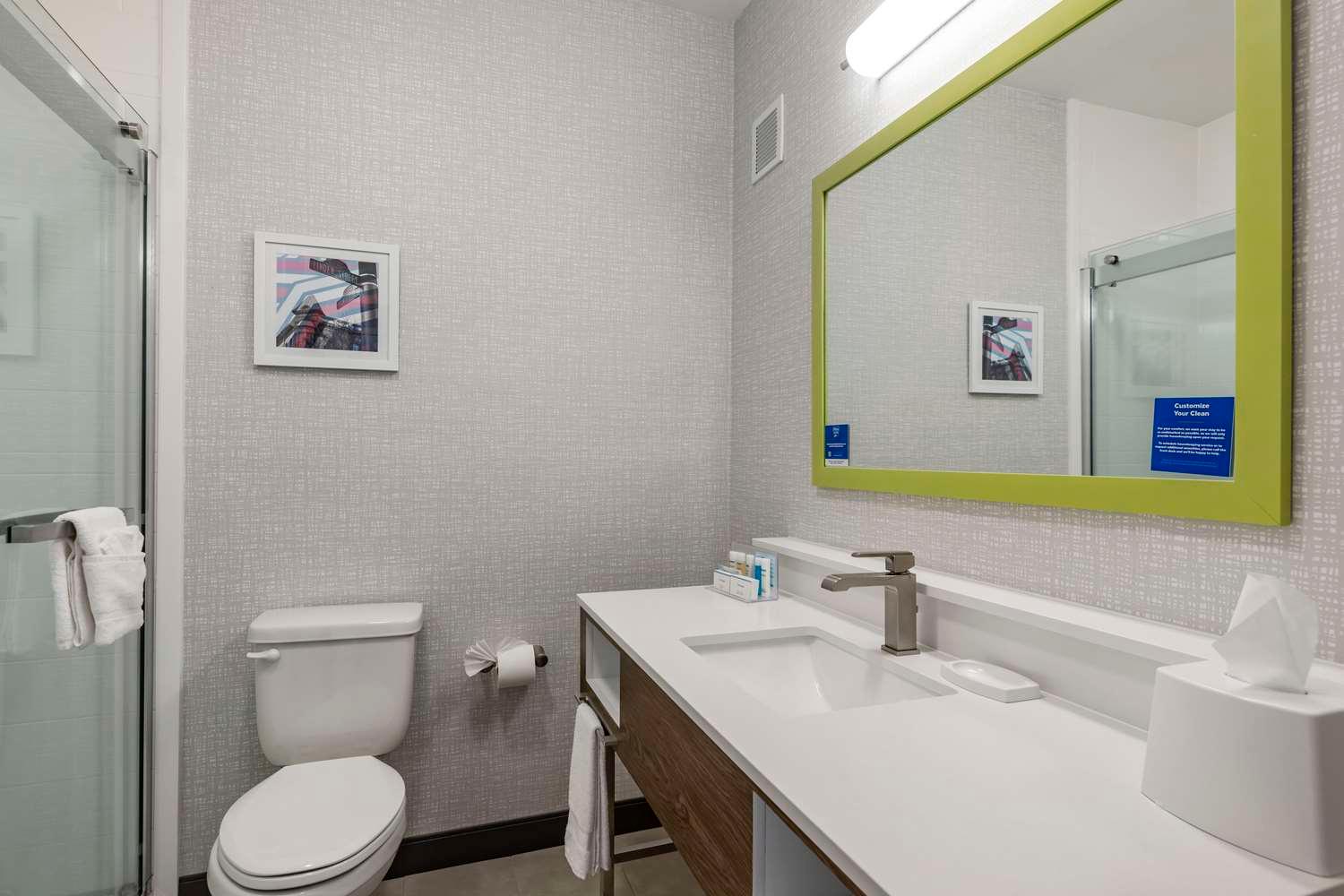 Hampton Inn Ft. Collins — 1