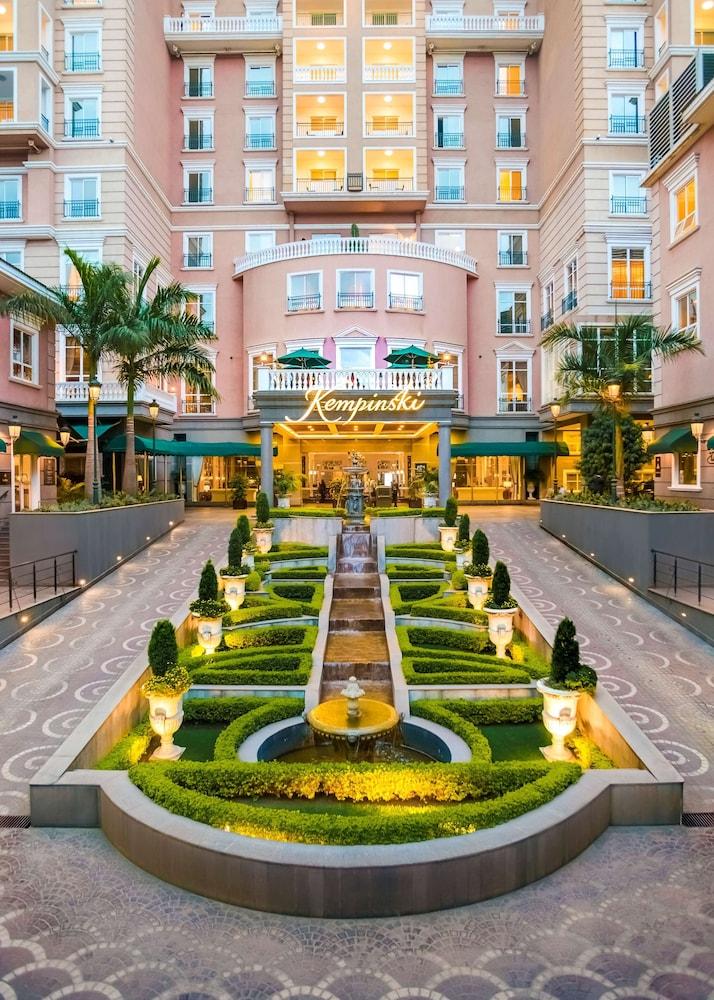 VILLA ROSA KEMPINSKI 935095 — 1