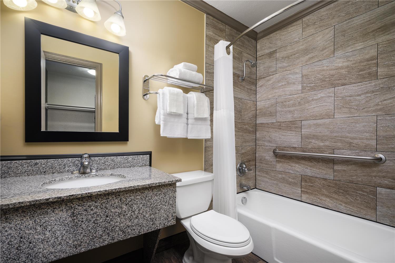 Aiden Austin City Hotel — 1