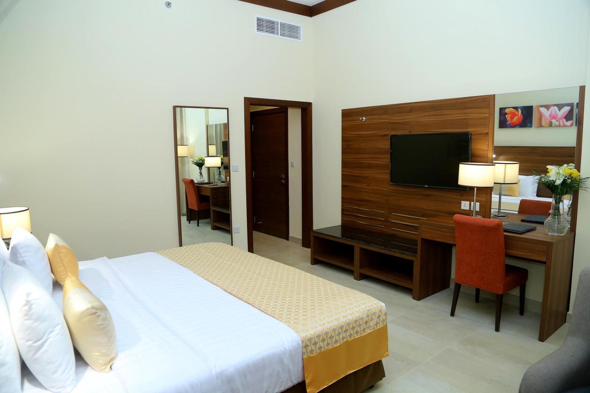 Tulip Al Barsha Hotel Apartment — 4